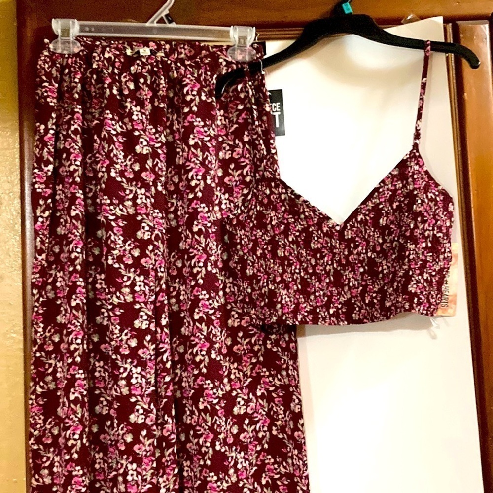 - Inspired ❤️ hearts top and bottom